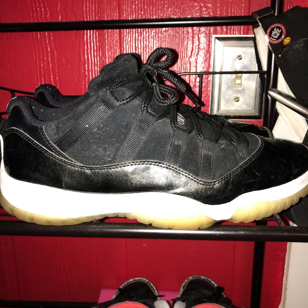 Jordan 11s